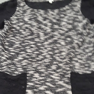 Postmark black & white tunic short sleeve sweater